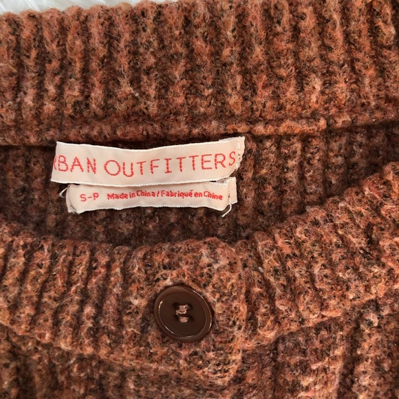 Urban Outfitters Brown Max Cable Knit Cropped Cardigan - Picture 4 of 6